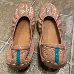 TIEKS Blush Patent Leather flats! Size 9. Worn twice. EUC!